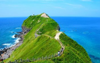 Kamui Cape – A cape dynamically pushing out into the open sea at the tip of Shakotan Peninsula.